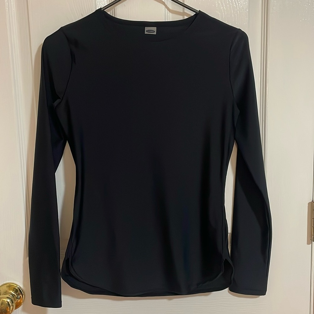 🧡 3 For $12 Bundle Sale 🧡 EUC - Old Navy Rashguard Long Sleeves
